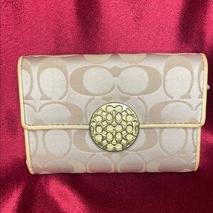 Coach signature logo trifold snap Beige Wallet